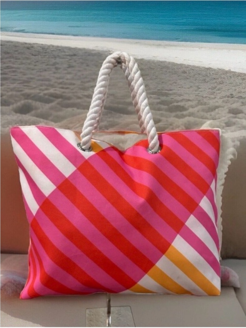 Clinique Beach Tote Bag with Rope
Handles
